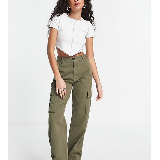 Stradivarius – STR – Petite – Spodnie bojówki w kolorze khaki z prostymi 42 Asos Poland