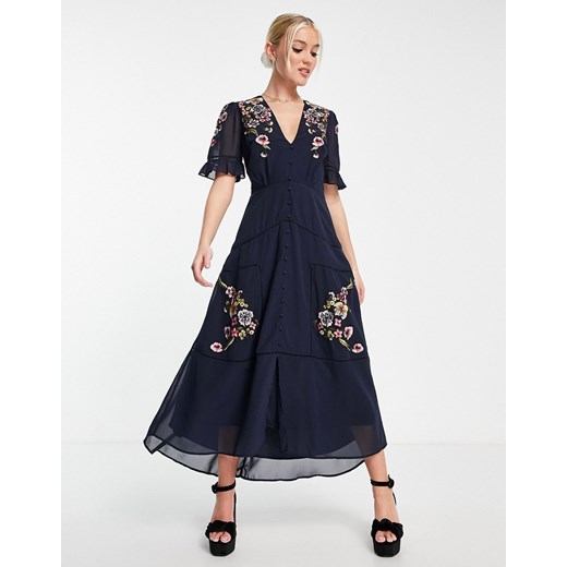 Hope & Ivy – Claudine Granatowa sukienka z haftowanym wzorem-Granatowy Asos  Poland