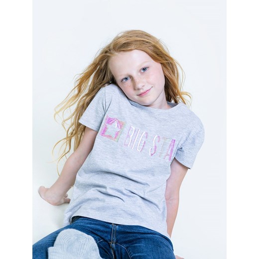 Koszulka dziewczęca z holograficznym nadrukiem Emmili 901 ze sklepu Big Star w kategorii Bluzki dziewczęce - zdjęcie 133511239