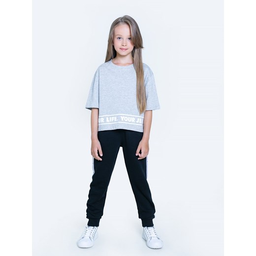 Koszulka dziewczęca z nadrukiem Hildori 901 ze sklepu Big Star w kategorii Bluzki dziewczęce - zdjęcie 133511247