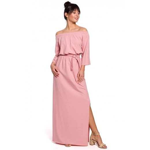 Długa sukienka hiszpanka z odkrytymi ramionami na lato pudrowy róż Be S Sukienki.shop