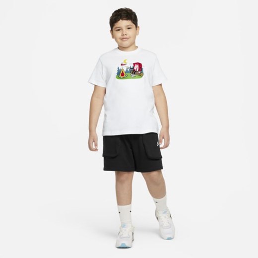 T-shirt dla dużych dzieci (chłopców) Nike Sportswear (szersze rozmiary) - Biel Nike XL+ Nike poland