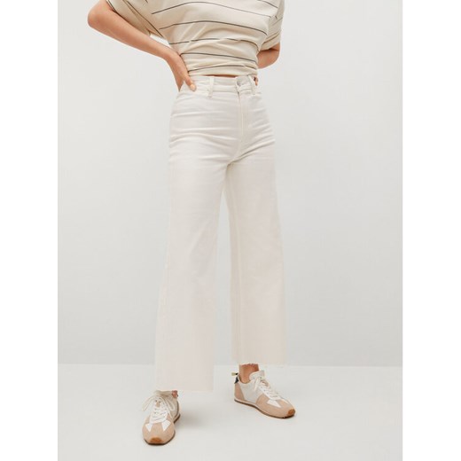 Jeansy Catherin 17051506 Biały Regular Fit Mango 40 okazja MODIVO