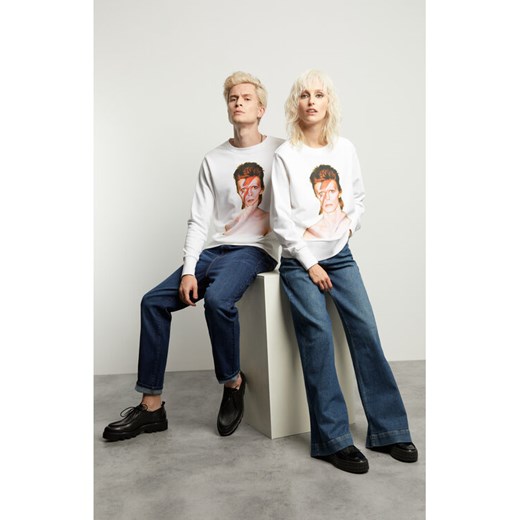 Bluza Unisex David Bowie By Duffy 2 XA1329 Biały Regular Fit Vistula L wyprzedaż MODIVO