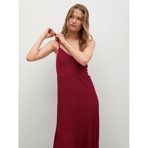 Sukienka dzianinowa Baute 17070158 Bordowy Regular Fit Mango L okazja MODIVO