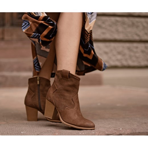 ażurowe kowbojki - skóra naturalna - model 470 - kolor brąz przecierka Zapato 36 zapato.com.pl
