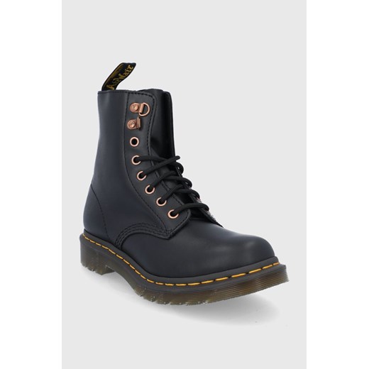 Dr. Martens Workery skórzane damskie kolor czarny na płaskim obcasie Dr. Martens 36 wyprzedaż ANSWEAR.com