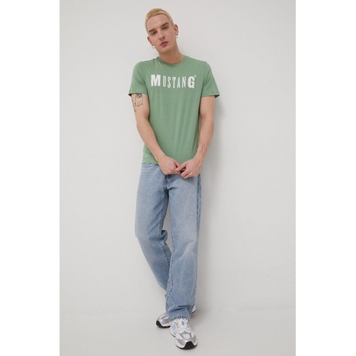 Mustang t-shirt bawełniany kolor zielony z nadrukiem Mustang L ANSWEAR.com