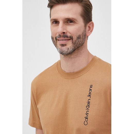Calvin Klein Jeans t-shirt bawełniany kolor brązowy z nadrukiem XL ANSWEAR.com