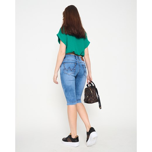 Damskie niebieskie jeansowe spodenki 3/4 - Odzież Royalfashion.pl XXL-44 royalfashion.pl