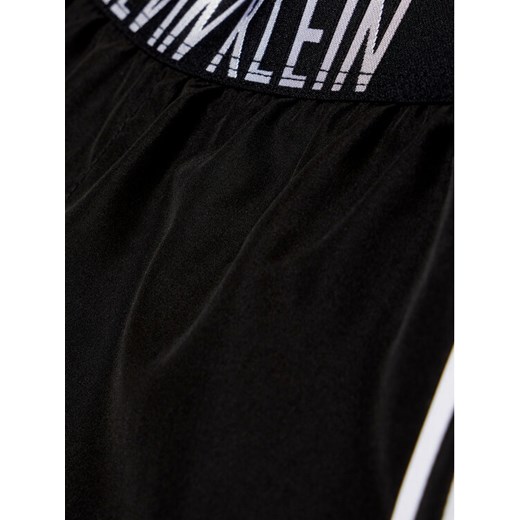 Calvin Klein Swimwear Szorty plażowe G80G800406 Czarny Regular Fit 14_16Y okazyjna cena MODIVO