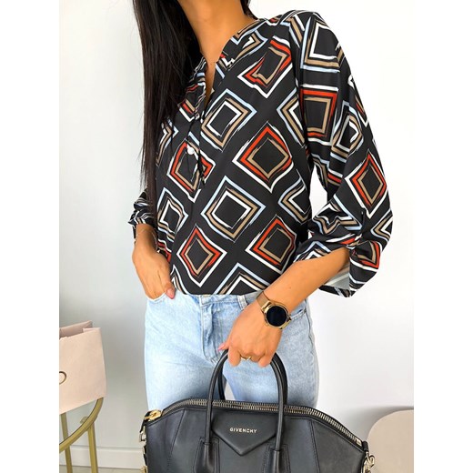 Czarna Bluzka w Geometryczny Wzór 7800-404 (46) Modnakiecka.pl 52 ModnaKiecka.pl
