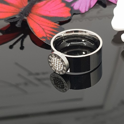 Pierścionek Bulgari Brylancik 8 średnica- 18mm Brylancik