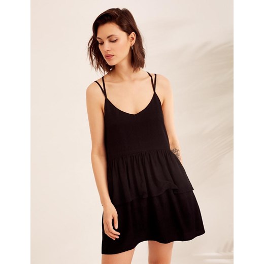 Sukienka YELLI Czarny XS Diverse XS promocja Diverse Outlet