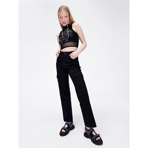 Cropp - Jeansy straight z kieszeniami cargo - Czarny Cropp 40 okazyjna cena Cropp