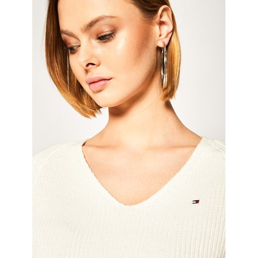 Tommy Hilfiger Sweter Hayana V-Nk WW0WW27730 Biały Regular Fit Tommy Hilfiger M okazyjna cena MODIVO