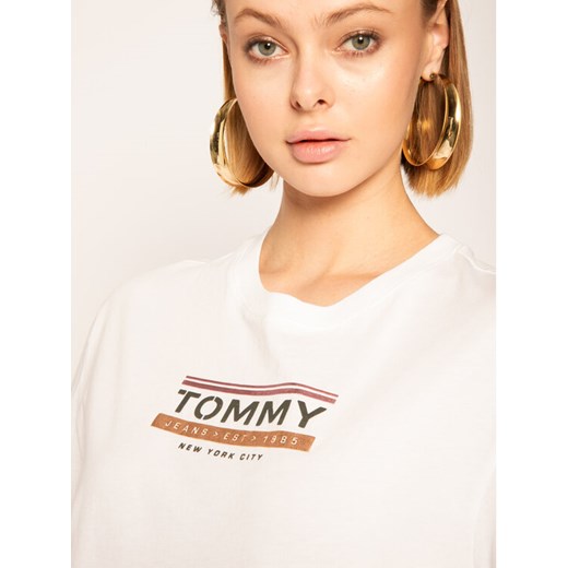 Tommy Jeans T-Shirt Sleeve Detail Logo Tee DW0DW08035 Biały Regular Fit Tommy Jeans M wyprzedaż MODIVO
