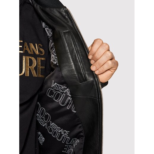 Versace Jeans Couture Kurtka z imitacji skóry 72GAVP00 Czarny Regular Fit 52 MODIVO wyprzedaż