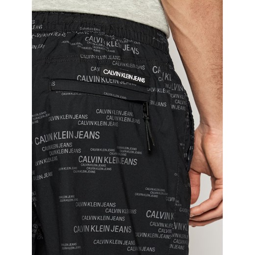 Calvin Klein Jeans Szorty sportowe J30J317382 Czarny Regular Fit M wyprzedaż MODIVO