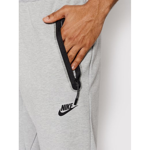 Nike Spodnie dresowe Tech CU4501 Szary Relaxed Fit Nike XXL MODIVO