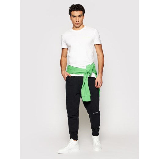 Calvin Klein Jeans T-Shirt Institutional J30J307852 Biały Regular Fit XL MODIVO wyprzedaż