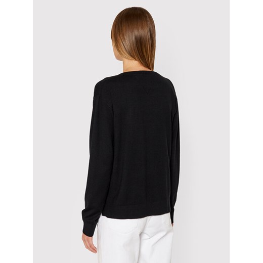 Tommy Jeans Sweter Essential DW0DW10996 Czarny Relaxed Fit Tommy Jeans S wyprzedaż MODIVO