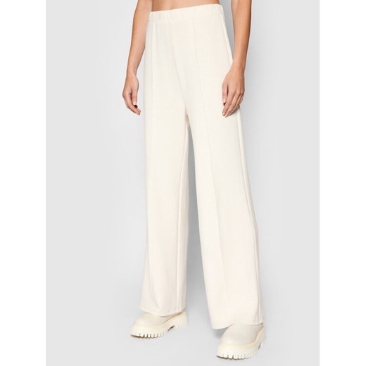 Vero Moda Spodnie dresowe Silky 10257424 Beżowy Regular Fit Vero Moda XS okazja MODIVO