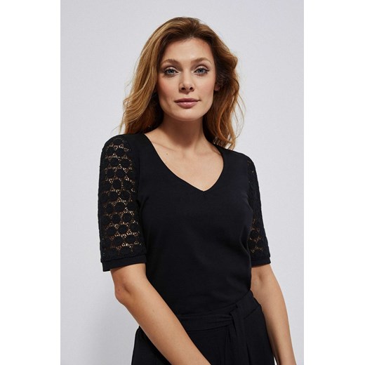 Bawełniana bluzka z koronką czarna ze sklepu Moodo.pl w kategorii Bluzki damskie - zdjęcie 137771748