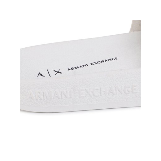 Armani Exchange Klapki XDP011 XV266 N224 Biały Armani Exchange 41 promocyjna cena MODIVO