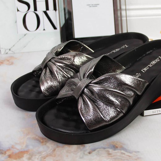 Klapki skórzane damskie na koturnie srebrne T.Sokolski 39 okazja ButyRaj.pl