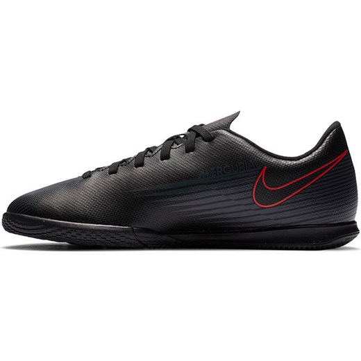 Buty piłkarskie halowe Mercurial Vapor XIII Club IC Junior Nike Nike 38 okazyjna cena SPORT-SHOP.pl