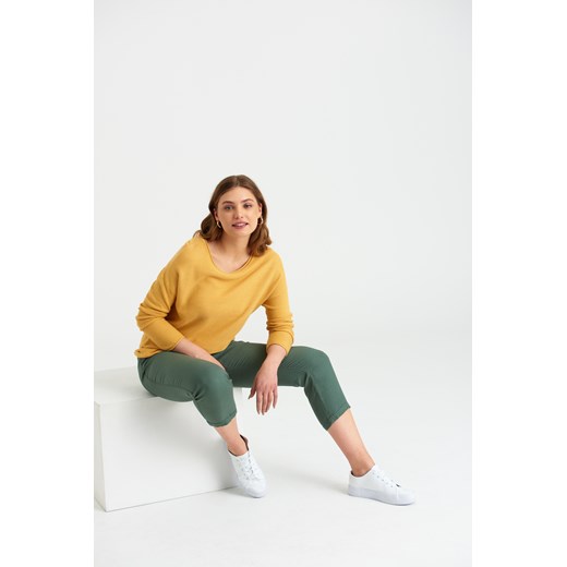 Lniane spodnie z gumką w pasie, kolor khaki Greenpoint 42 Greenpoint.pl