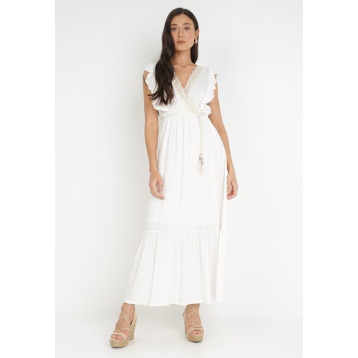 Biała Sukienka Lasthusa ze sklepu Born2be Odzież w kategorii Sukienki - zdjęcie 138752407