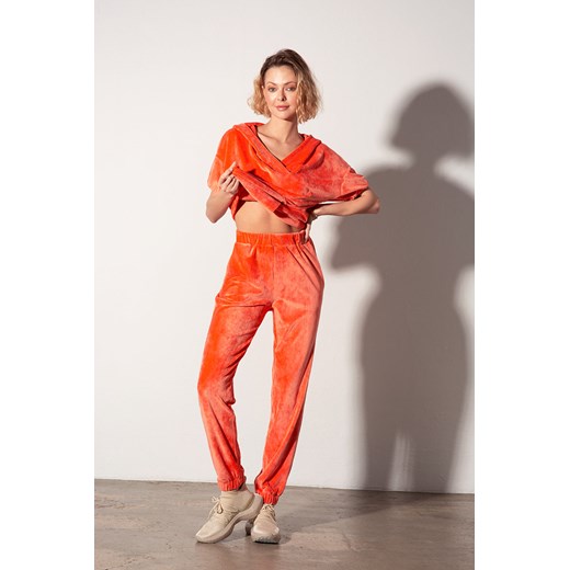 Pomarańczowy zestaw welurowy bluza i spodnie Maraya Lidia Kalita L Lidia Kalita