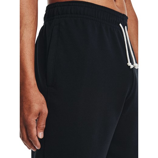 Szorty funkcyjne w kolorze czarnym Under Armour L okazja Limango Polska