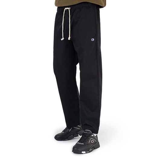 Spodnie Champion Straight Leg Cropped Woven 216544-KK001 - czarne ze sklepu streetstyle24.pl w kategorii Spodnie męskie - zdjęcie 139563709