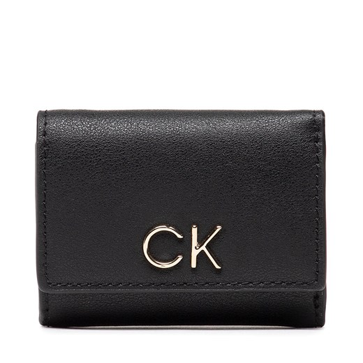 Mały Portfel Damski CALVIN KLEIN - Re-Lock Trifold Xxs K60K609141 BAX Calvin Klein wyprzedaż eobuwie.pl