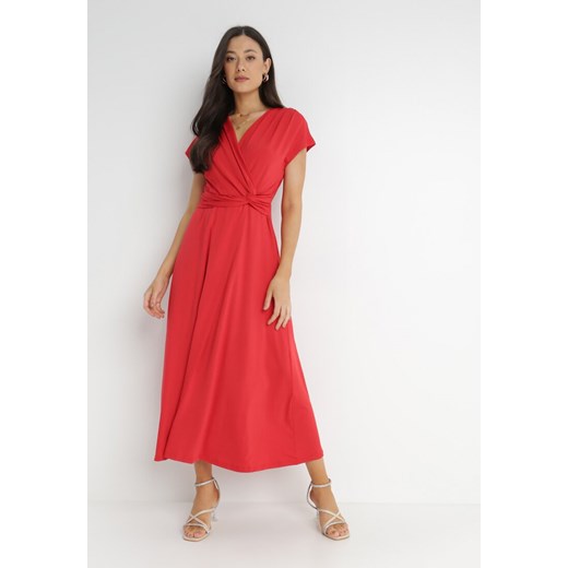 Czerwona Sukienka Kopertowa Chloriera ze sklepu Born2be Odzież w kategorii Sukienki - zdjęcie 140815587