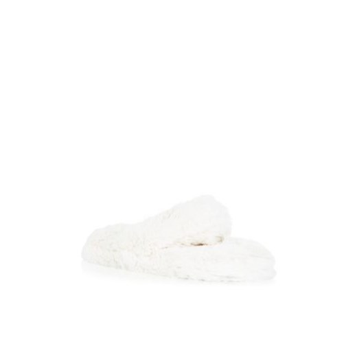 White Fluffy Flip Flop Slippers newlook  