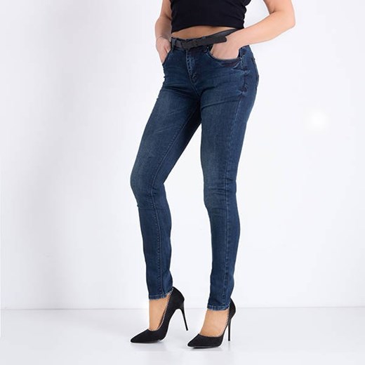 Granatowe damskie spodnie jeansowe z paskiem - Odzież Royalfashion.pl M - 38 royalfashion.pl
