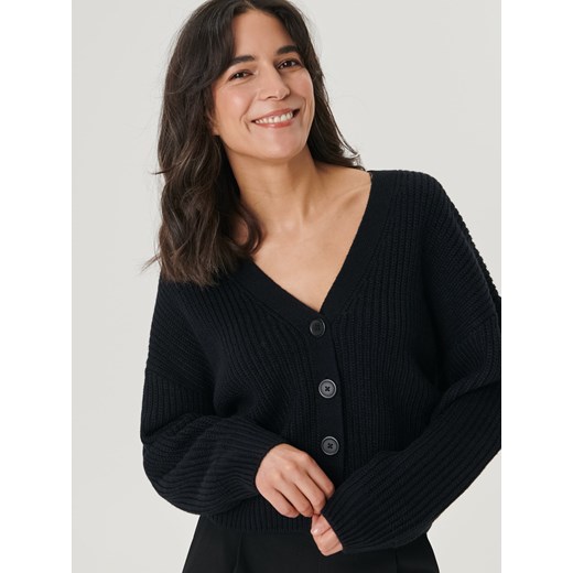 Sweter damski Sinsay z dekoltem v 