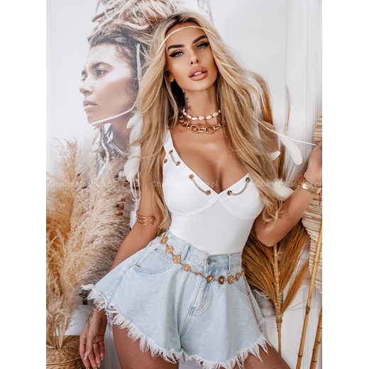 Bluzka biała prążkowana na ramiączkach z złotymi łańcuszkami Camila C553 Loveya XS/34 Charlotte Fashion