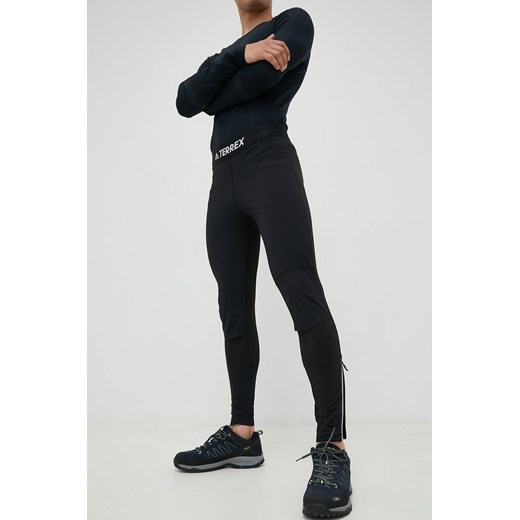 adidas TERREX legginsy sportowe Agravic męskie kolor czarny gładkie ze sklepu ANSWEAR.com w kategorii Spodnie męskie - zdjęcie 141858415