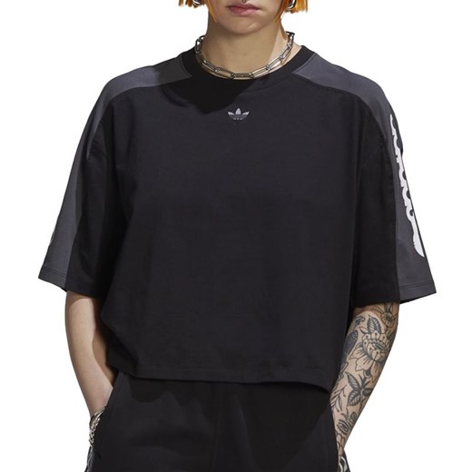 Bluzka damska Adidas czarna z napisami z krótkim rękawem na wiosnę 