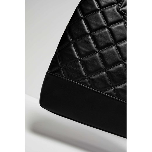 Duża torba z geometrycznym pikowaniem czarna ze sklepu Moodo.pl w kategorii Torby Shopper bag - zdjęcie 143223365