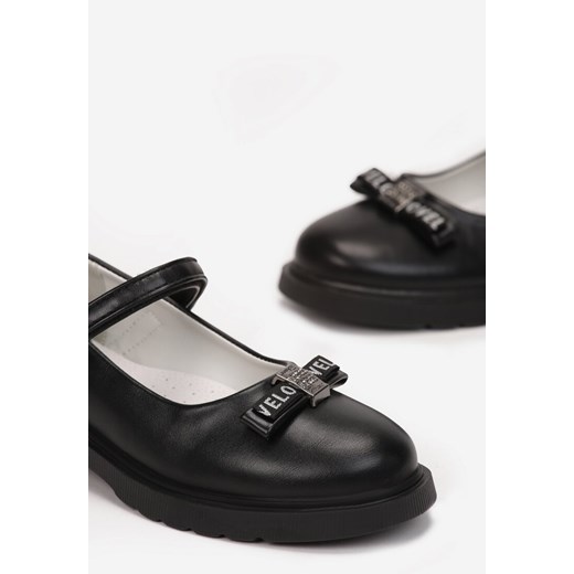 Balerinki dziecięce Born2be skórzane 