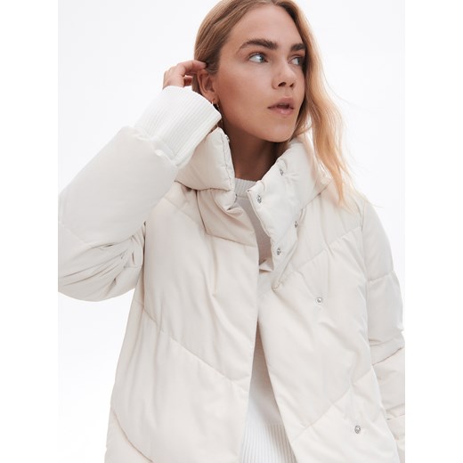 Płaszcz damski Reserved biały 