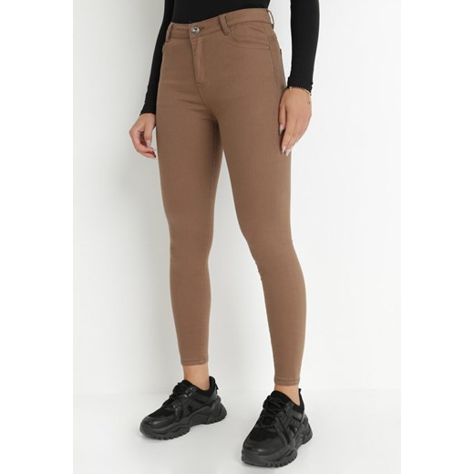 Ciemnobrązowe Spodnie Skinny Commins ze sklepu Born2be Odzież w kategorii Spodnie damskie - zdjęcie 143484896