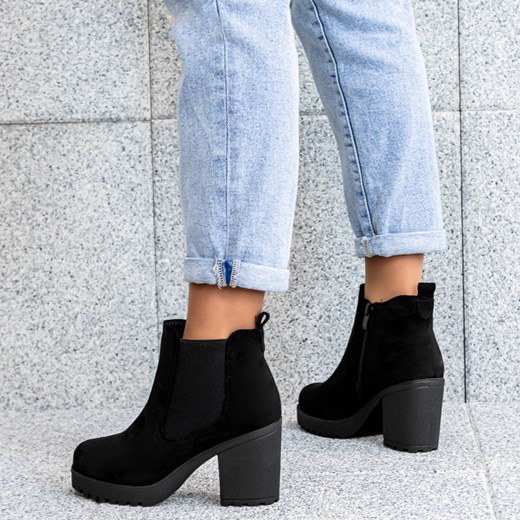 Czarne Botki Kornelia na Słupku 38 wyprzedaż Lubiebuty