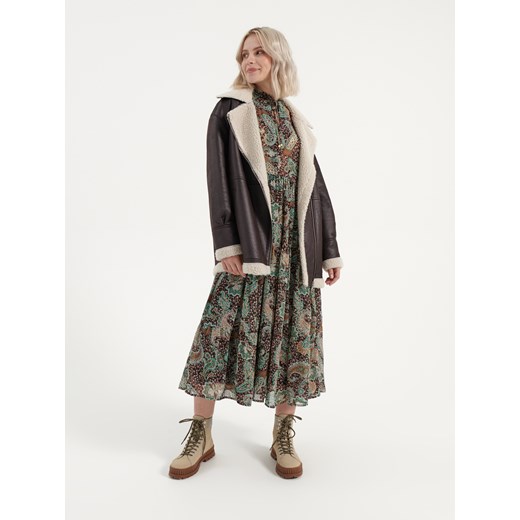 Płaszcz oversize z imitacją kożuszka brązowy - Brązowy House M/L House